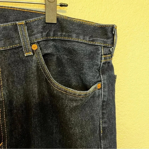 Levi's 505 Dark Wash Denim Jeans Men's 38 W X 34 L - Picture 6 of 11